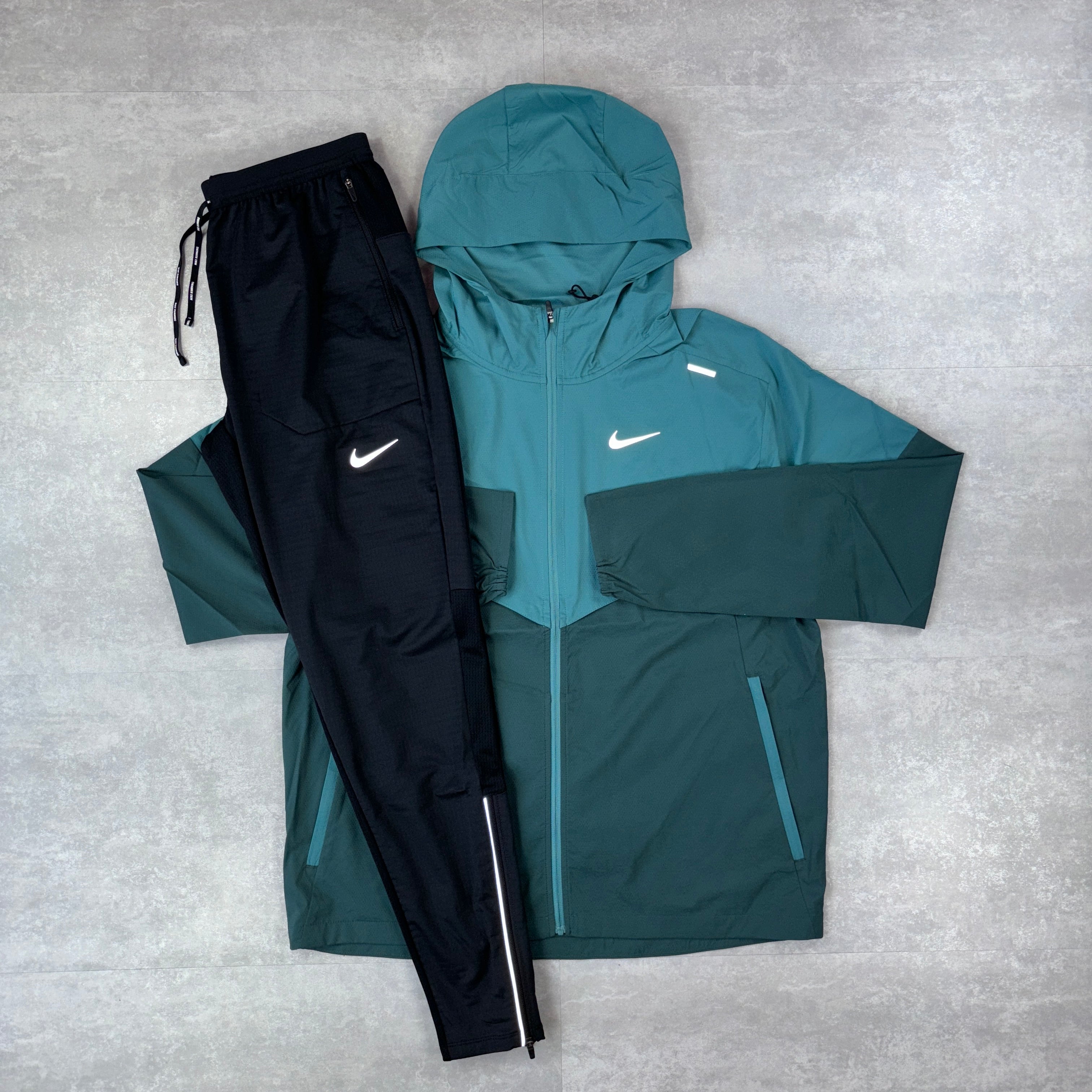 Nike UV Windbreaker - Teal