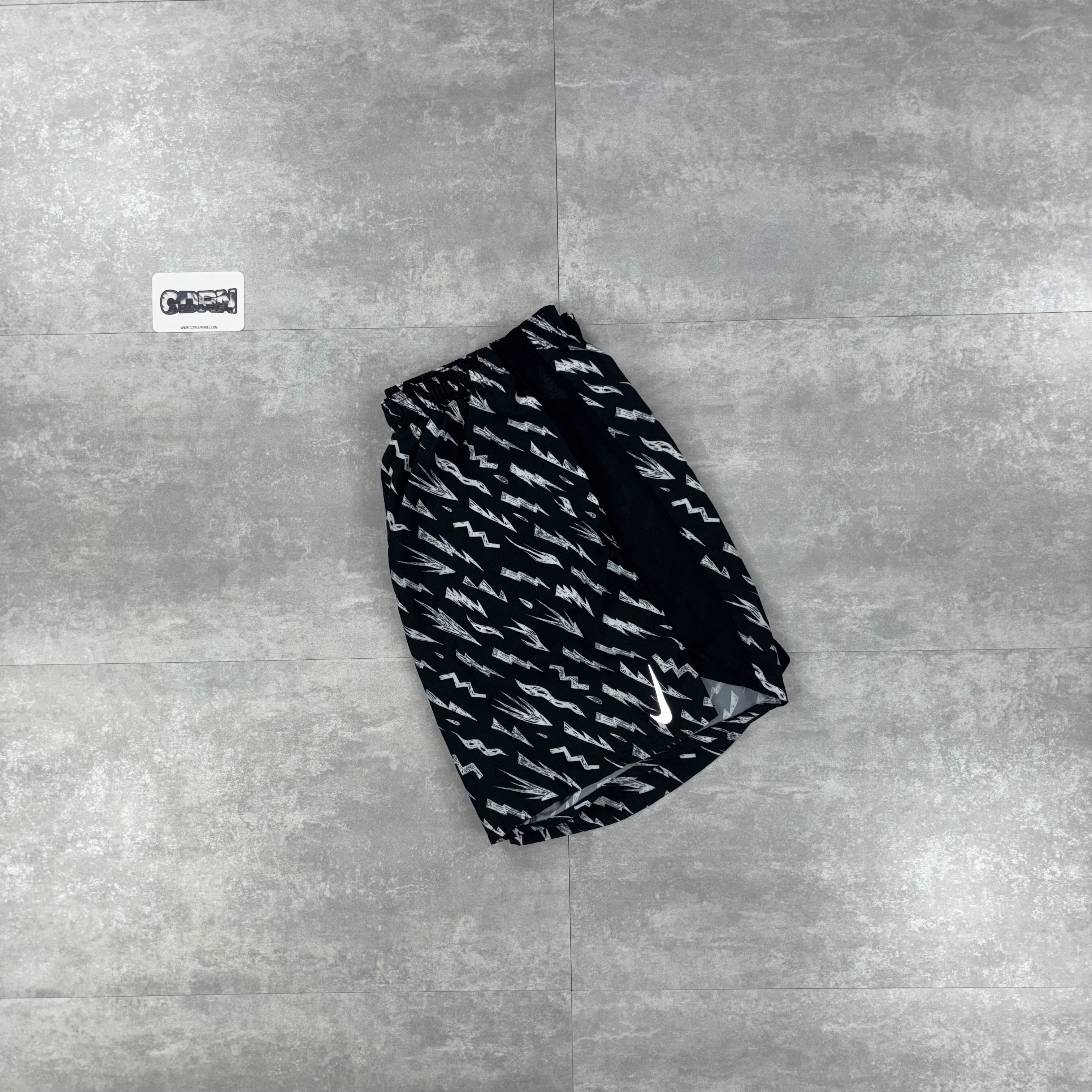 Nike Bolt Challenger Shorts - Black
