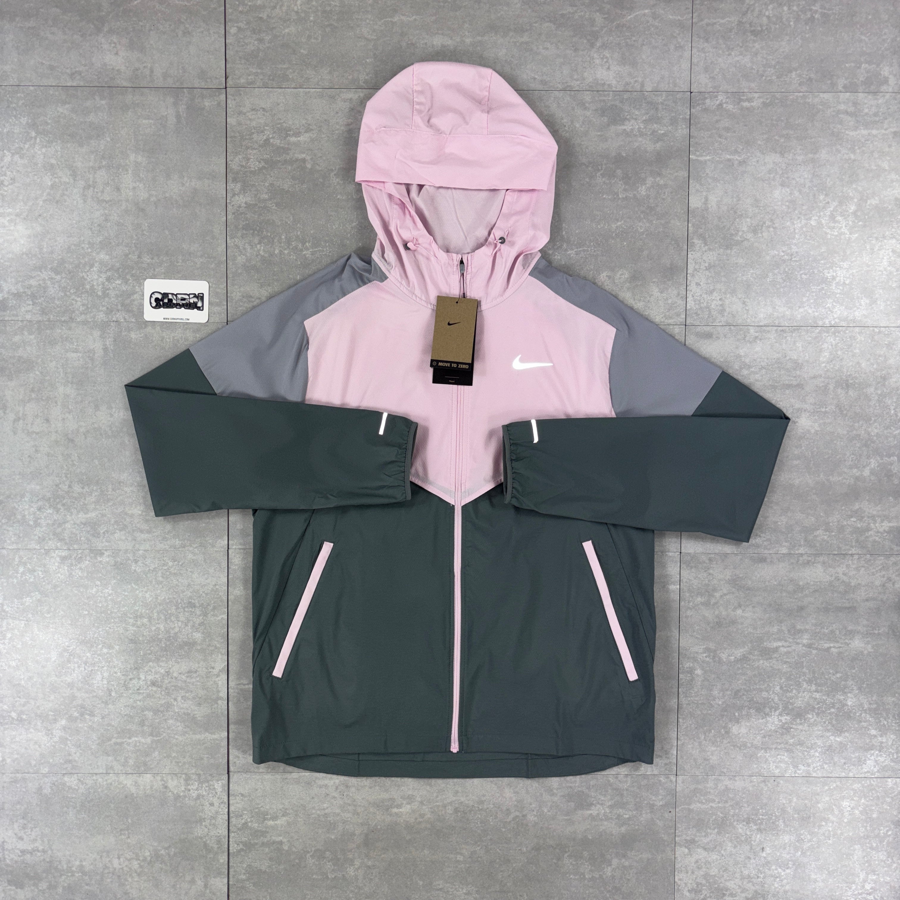 Nike Pink Foam UV Windbreaker & Grey Flex Stride Shorts Set