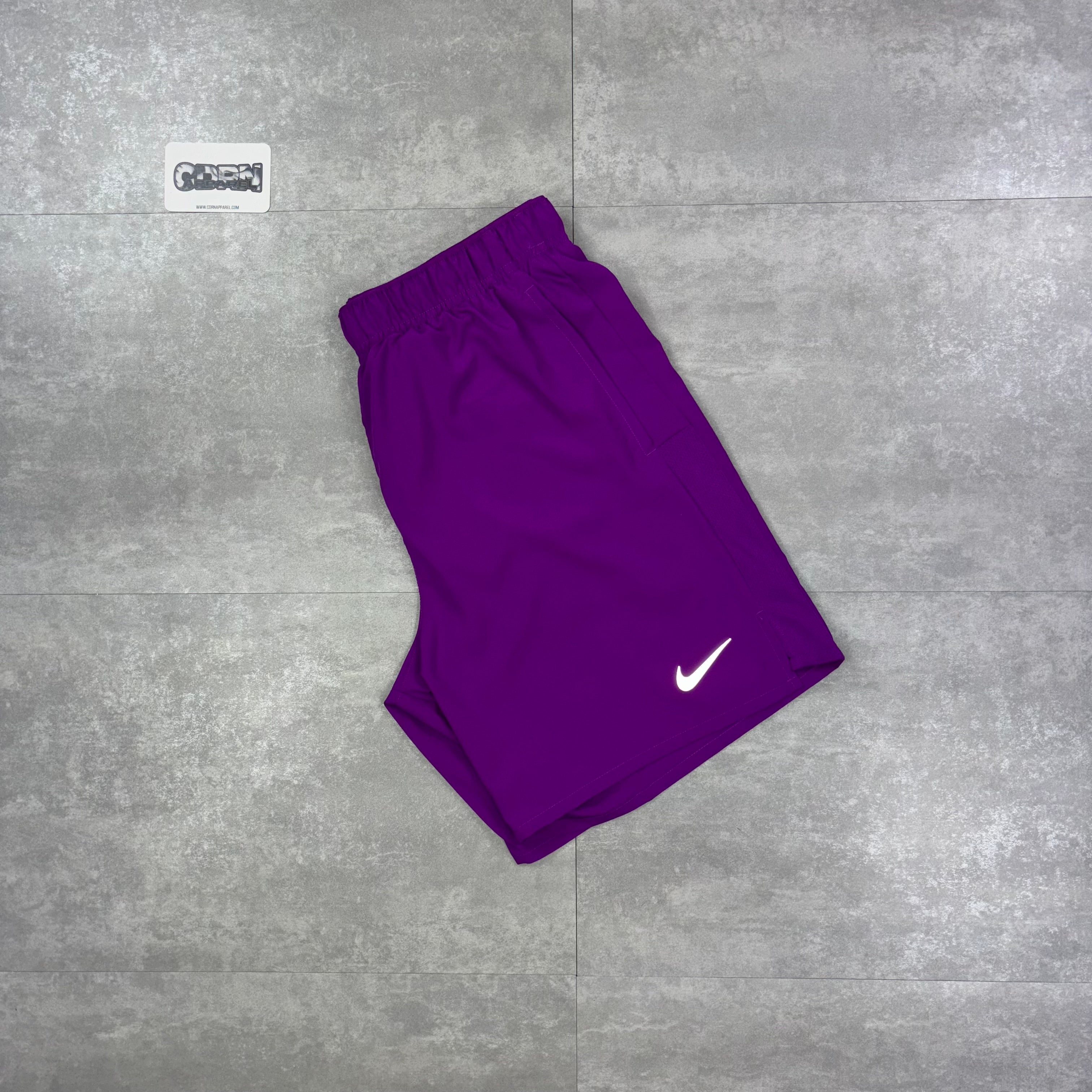 Nike Vivid Purple UV Windbreaker & Vivid Purple Challenger Shorts Seti