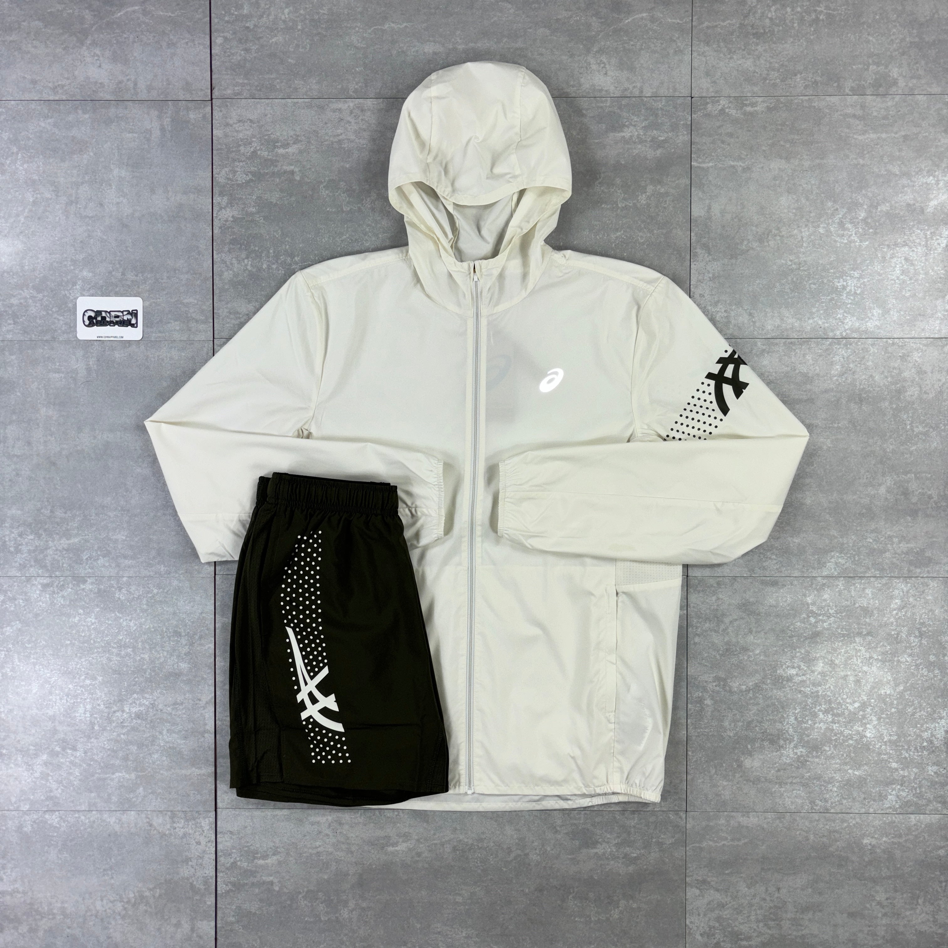 Asics Icon Windbreaker Jacket Cream & Khaki Asics Icon Shorts Set