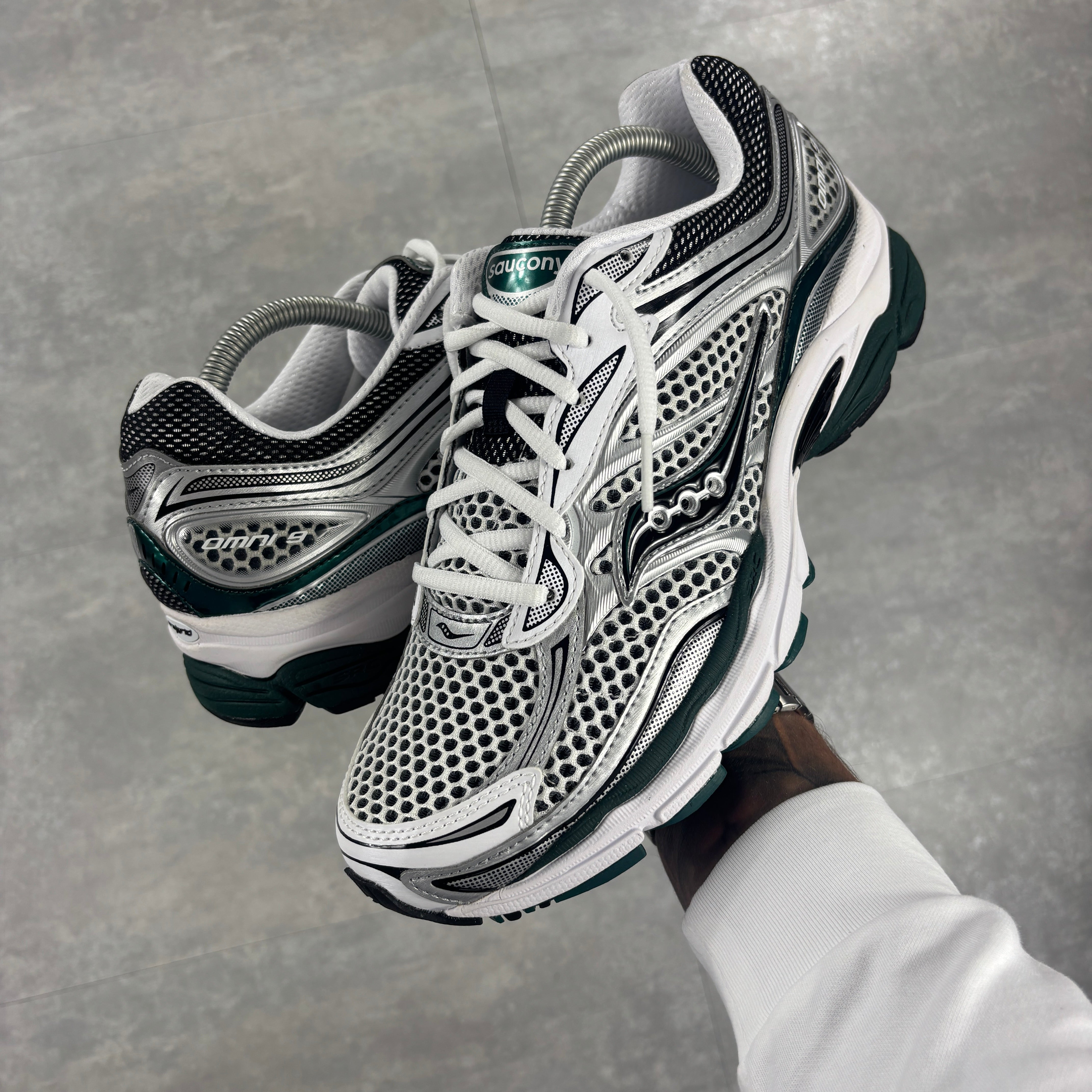 Saucony Omni 9 Pine Green