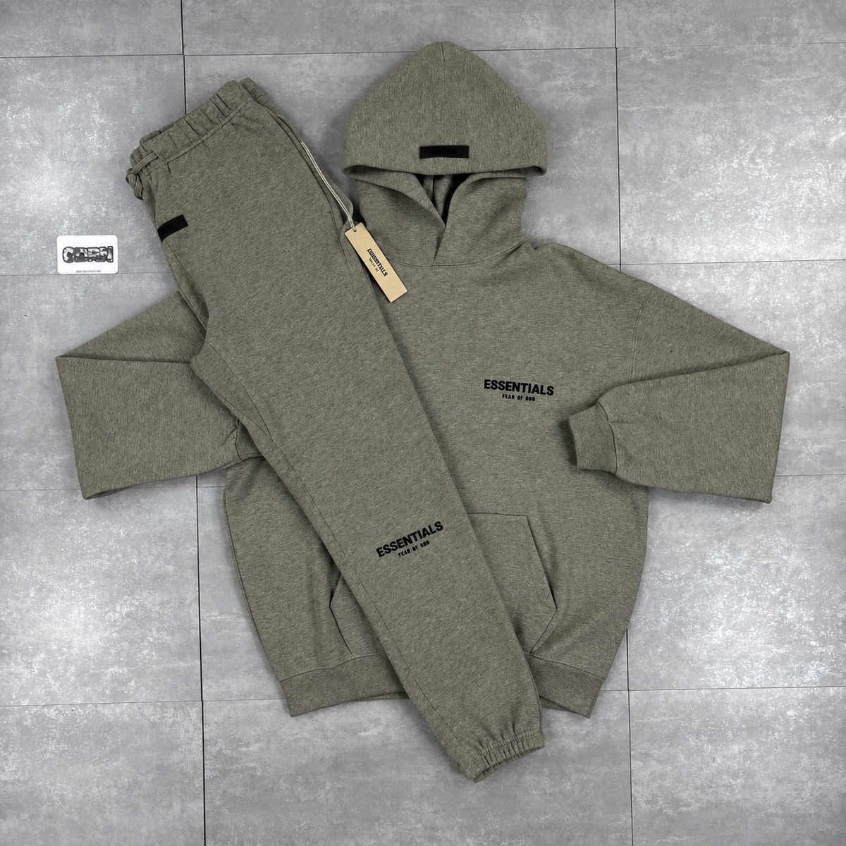 Essentials Tracksuit SS22 - Dark Oat