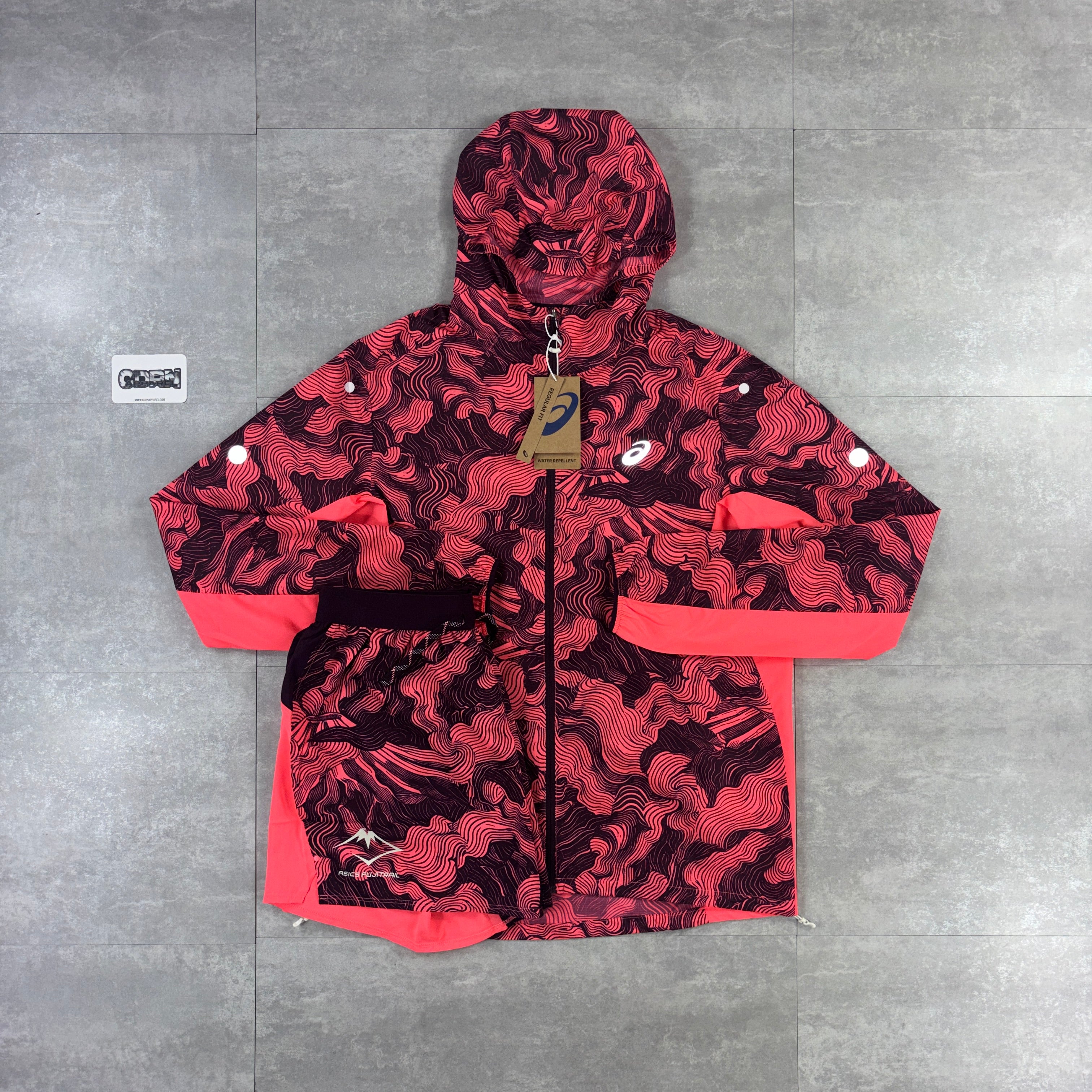 Asics Fujitrail Windbreaker Jacket - Blazing Coral