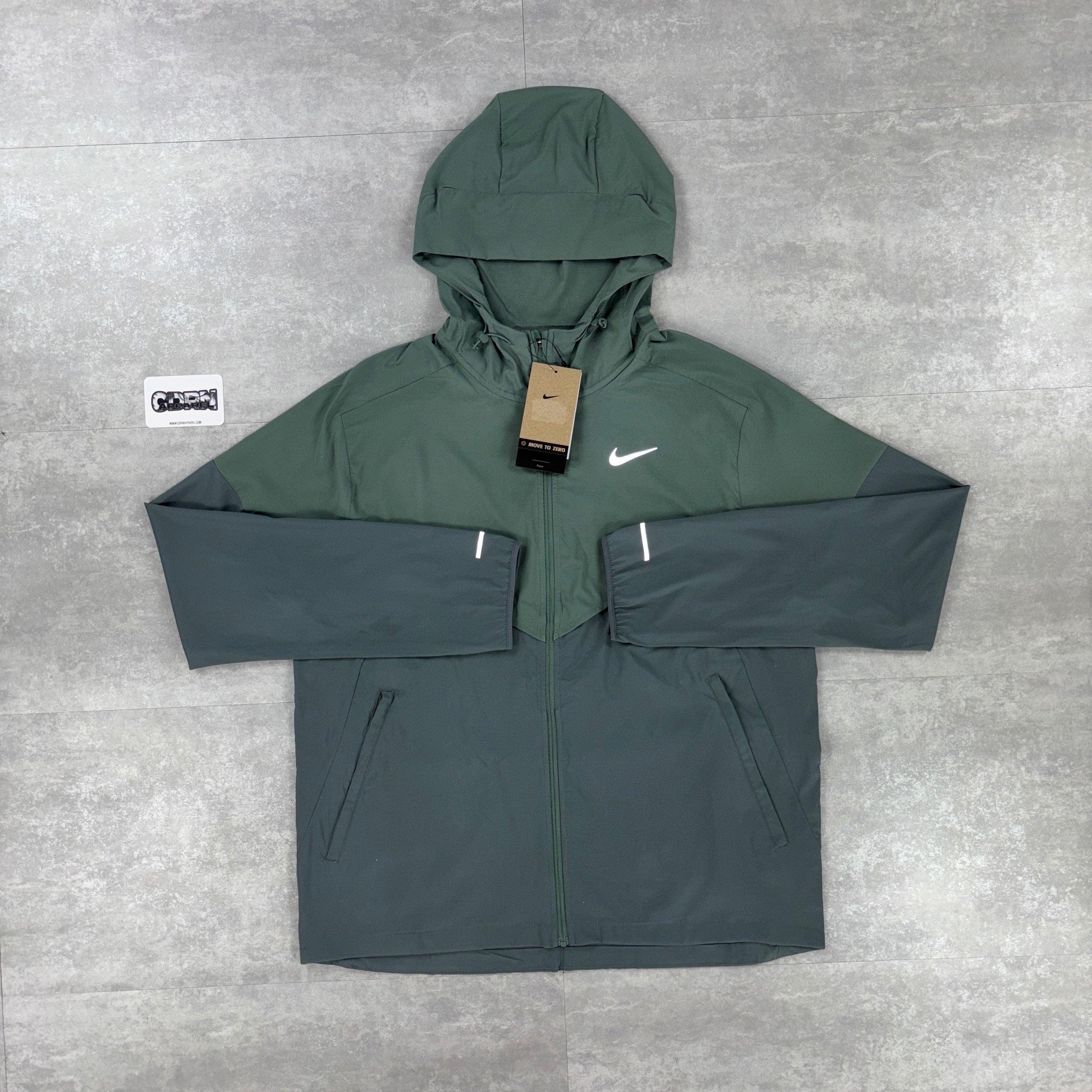 Nike UV Windbreaker Jacket - Clay Green / Smoke Grey