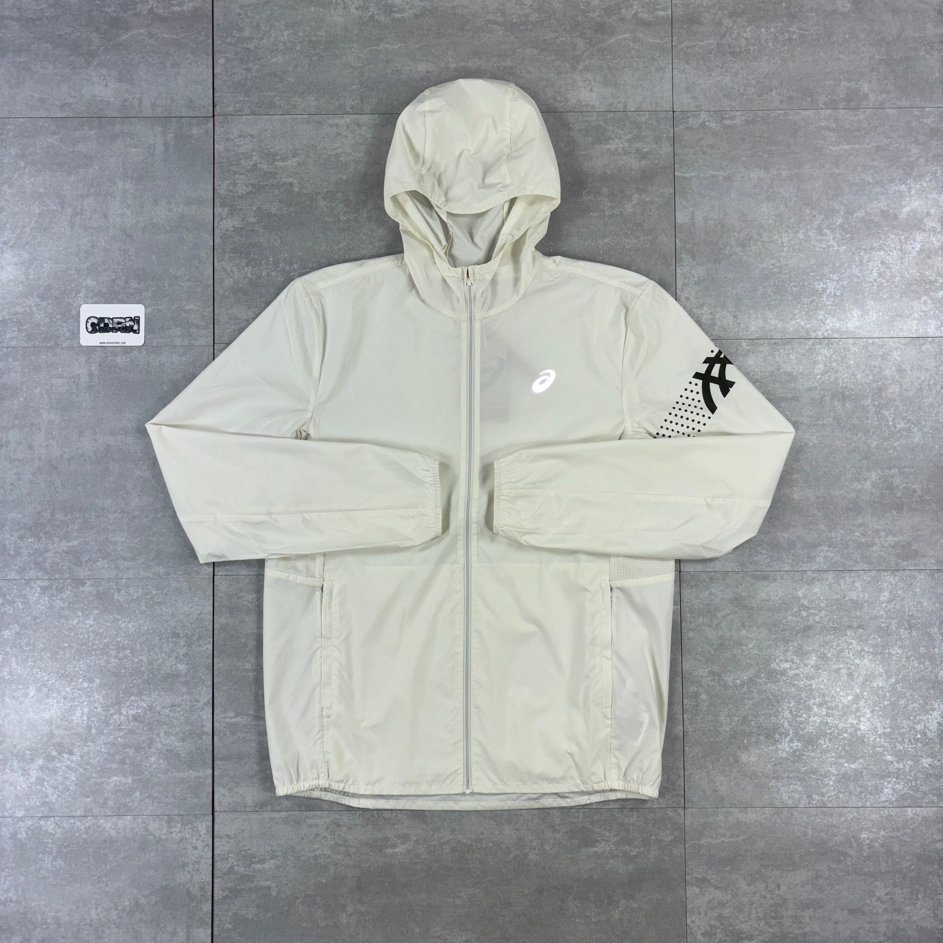 Asics Icon Windbreaker Jacket Cream, Cream Icon T-Shirt & Khaki Asics Icon Shorts Set