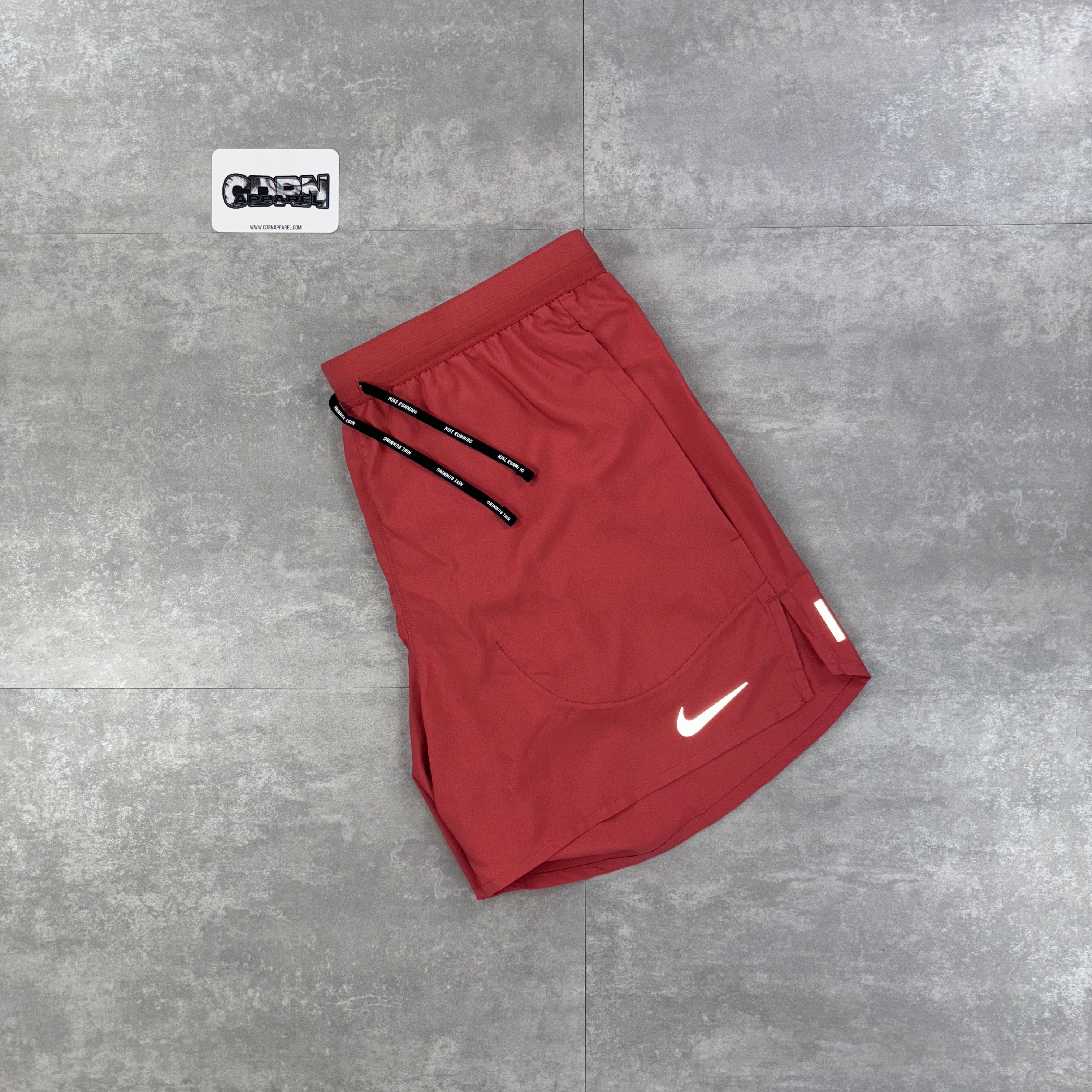Nike Flex Strides 5” Shorts - Adobe