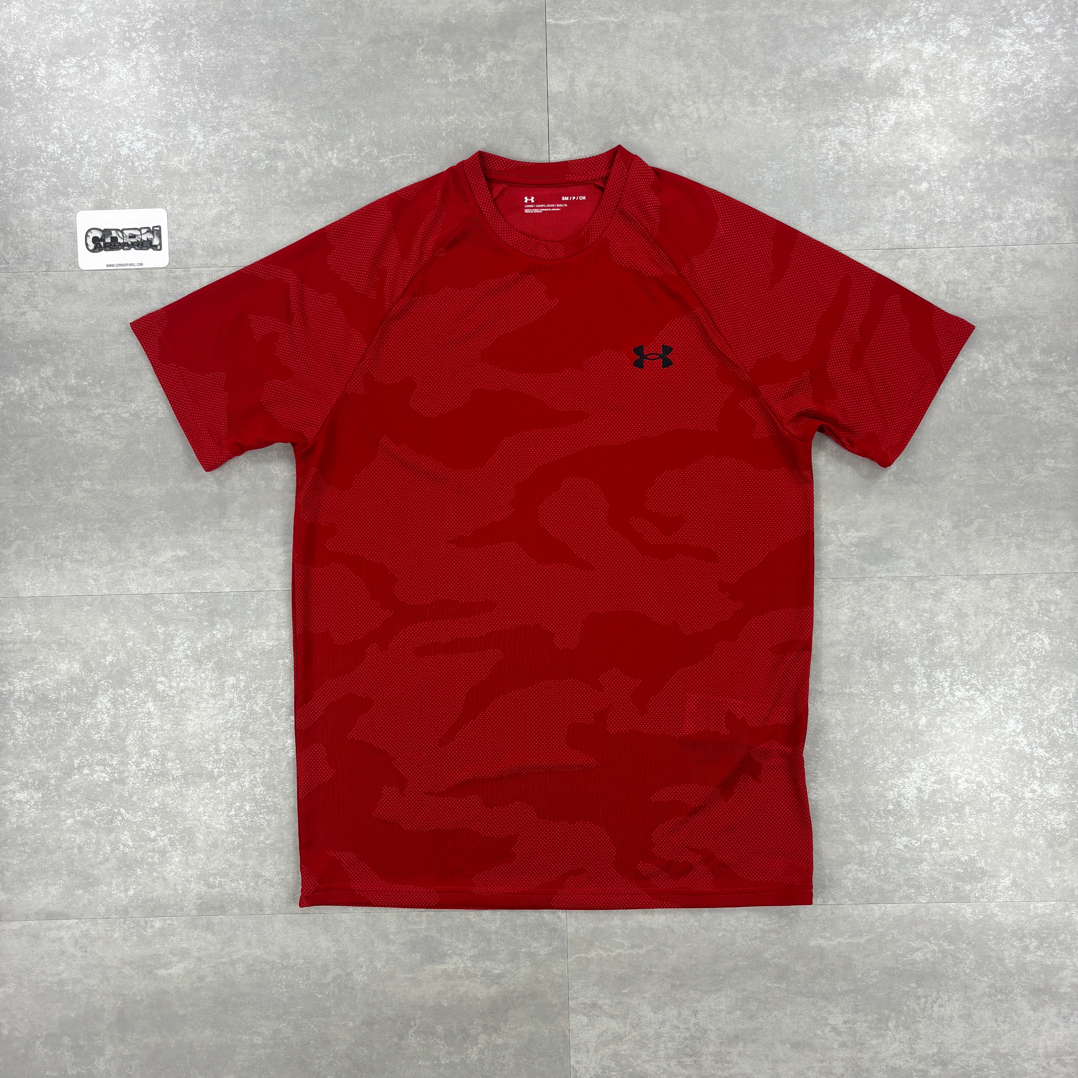 Under Armour Red Camo T-shirt & Black 7” Speed Pocket Shorts
